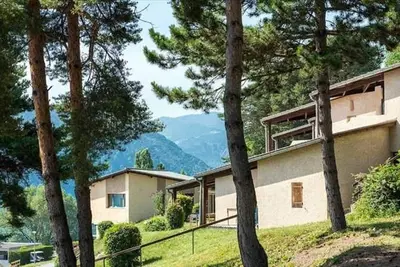 Image de Camping 3 étoiles - Piscine  - efbgif