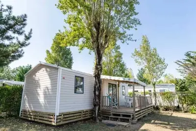 Image de Camping 4 étoiles - Piscine  - efcei0