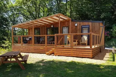 Image de Camping 3 étoiles - Piscine - efcfia