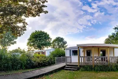 Image de Camping 3 étoiles - Piscine - efcgag