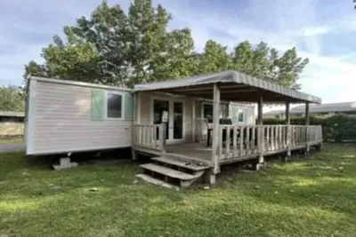 Image de Camping 4 étoiles - Piscine - efchad