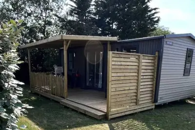 Image de Camping 4 étoiles - Piscine - efchb0