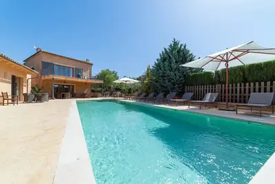 Image de Maison de vacances 'S'hort Des Frares' avec vue sur les montagnes, Wi-Fi et climatisation