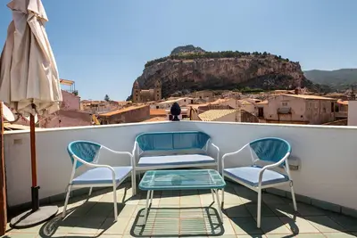 Image de Appartement 'Cefalhome - Veterani' avec vue sur mer, Wi-Fi et climatisation