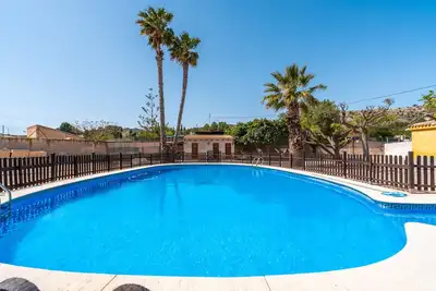 Image de Maison de campagne \"La Romana\" avec piscine privée, Wi-Fi et climatisation