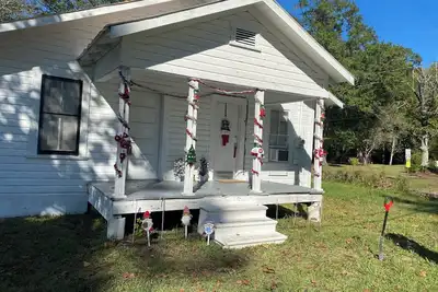 Image de Cozy Cottage in Zavalla. Minutes to Lake Sam Rayburn near Cassel Boykins.