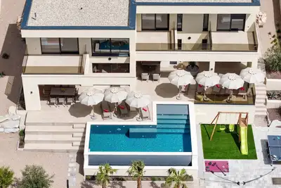 Image de Superbe maison de 4 chambres à.