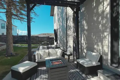 Image de 4 Bedroom Townhouse in Livingston