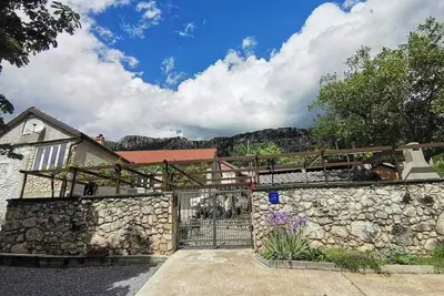 Image de Appartement d'une chambre avec la terrasse Bribir, Novi Vinodolski (A-23380-a)