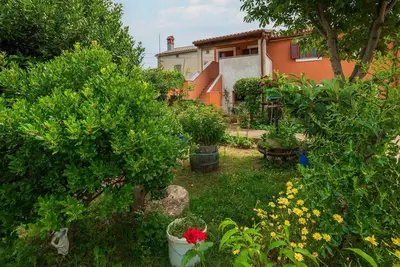 Image de Bel appartement à Sisan avec WiFi