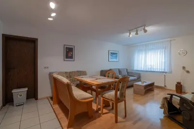 Image de Appartement 'Juttis Bude' avec terrasse privée, jardin partagé et Wi-Fi