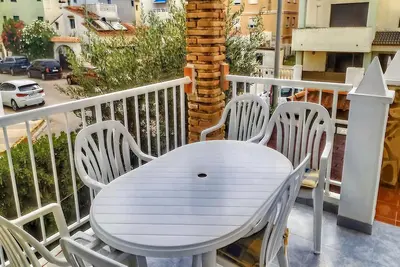 Appartement confortable avec balcon