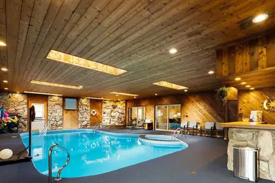Image de New! Bensenville Hidden Haven - Pool/Arcade/Sauna