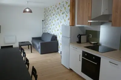 Image de 18moliere fr Meublé 5 pers. draps, serviettes et ménage inclus