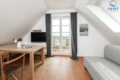 Image de Bright dog-friendly apartment, ideal for couples, with 2 balconies directly on the mudflats