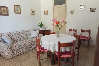 Comfortable facility in quiet setting. Large outdoor space, a few kilometers from the sea