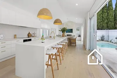 Image de The White Haven - Walk to Everything in Sorrento