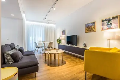 Image de Elegance - Une Chambre Appartement, Couchages 4