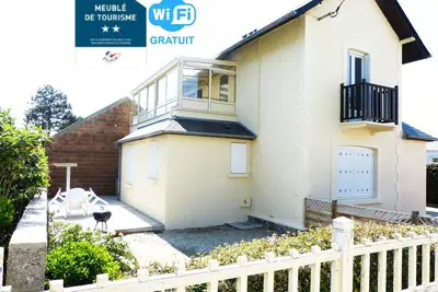 Image de 75 Metres De La Plage, Gite 5 Pers à  l'étage, classé 2 *, terrain privatif