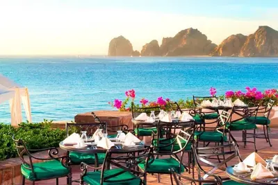 Image de Suite Junior en el Hotel Resort Pueblo Bonito Rose Los Cabos Frente a la Playa