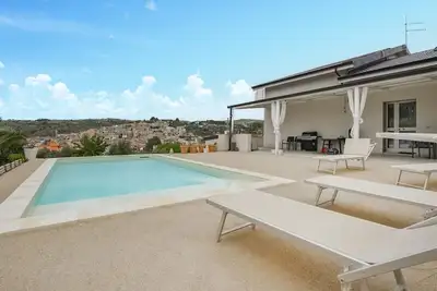 Image de Maison confortable Ă Giarratana avec.