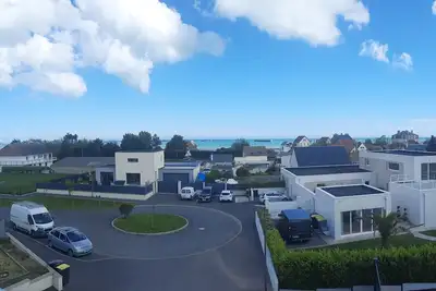 Duplex avec vue sur mer et les pontons d'Arromanches \"La Rose des Vents\"