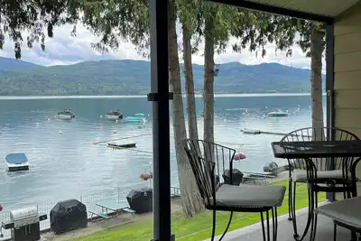 Image de Family friendly Condo on the lake!