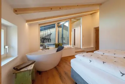 Wunderschöne und Detailverliebte Wohnung mit Infrarotkabine