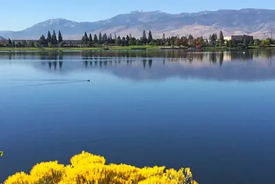 Image de Sparks Waterfront 2 Kings Condo- Free Parking