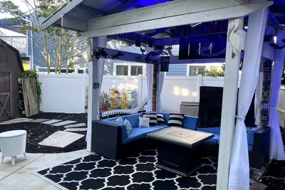 Image de Location Location Cove Quiet/Private/Garden Oasis/Water Sunsets we got a spot!