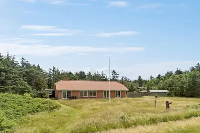 Image de Maison de 4 chambres en bord de mer à.