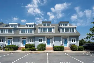 Image de 87 Henlopen Gardens (7): 3 Br, 2. 5 Ba Townhouse in Lewes, Sleeps 5