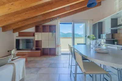 Image de Magic Lake View - by Varenna Holidays