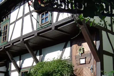 Image de Cozy apartment in a half-timbered house. Pet friendly