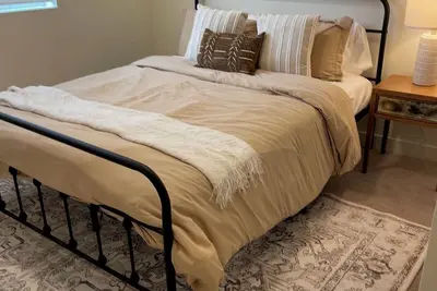 Image de Cozy 1 Bed 1 Bath Apartment w/ Pool, Hot Tub, Gym, Pool Table, Arcade Games
