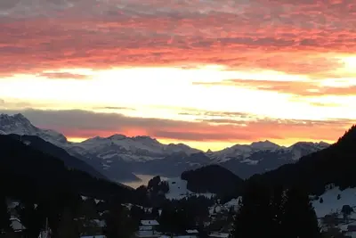 Image de Appartement avec vue splendide sur les montagnes et valée du Rhone