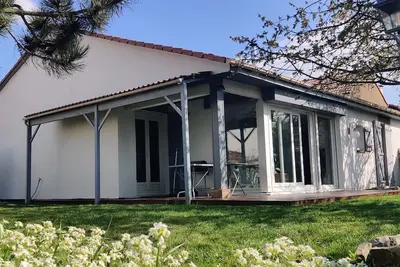 Image de Maison au calme à 5 min des Vaux de Cernay, jardin + parking privé