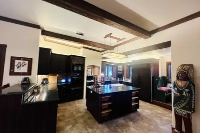 Image de Colorful & Unique Ruidoso Home in Midtown