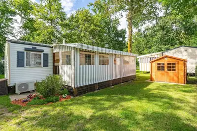 Image de Mobil Home 'Mobil Home 6p Proche De La Mer' avec terrasse privée