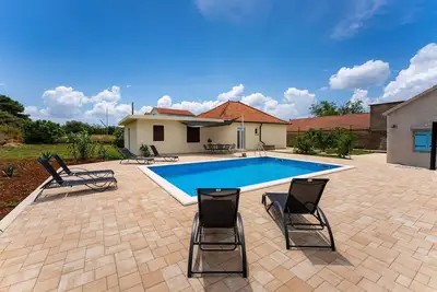 Image de Superbe maison de 3 chambres à Sukosan