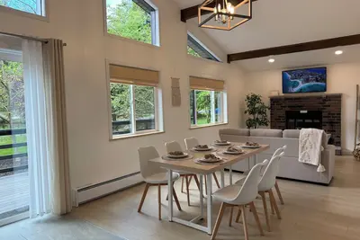 Image de Fully new 3br House in heart of Pocono Mountains, Fire Pit! Close to Water Park!