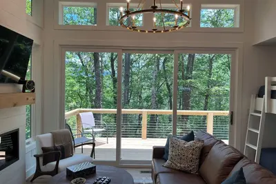 Image de Modern New Construction near Dahlonega and Helen