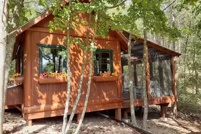 Image de Couples Retreat with Charm and Hobby Farm/Hot Tub