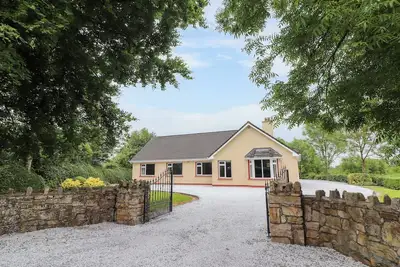 Image de Fort Lodge, family friendly, with open fire in