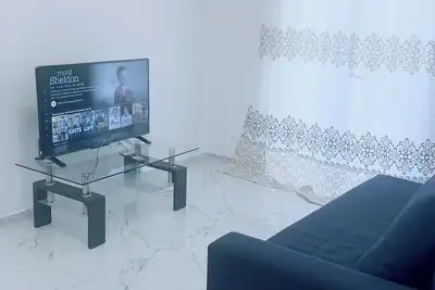 Image de Modern and simple apartment in Athens. \n