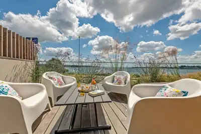 Image de Villa radieuse  - Vue mer- Plage à 30 mètres