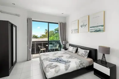 Image de 3 Bed Sunshine Townhouse 100m to beach Replay K4