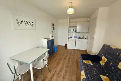 Image de Appartement 2 pièces avec piscine à 5 min de la plage de Pontaillac, parking résidentiel, balcon fermé