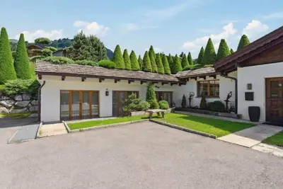 Image de 7-bedroom Chalet Private Pool and Stunning Views