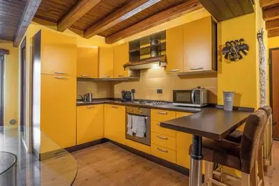 Image de Stylish 2 bedroom with balcony